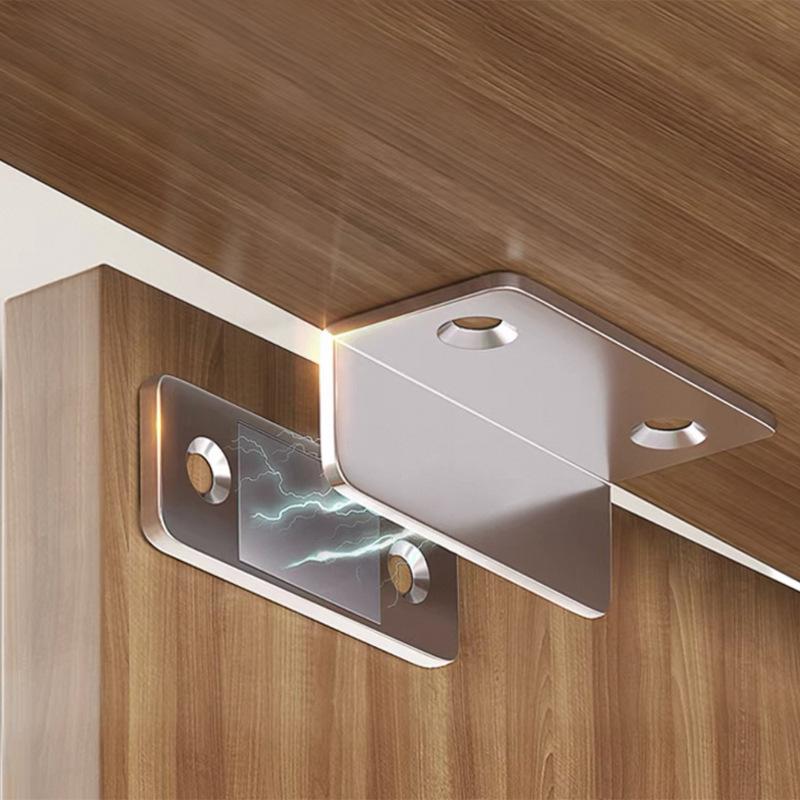 1/3/5/10KS Magnetický dveřní zavírač ve tvaru L Samolepicí Neviditelný Přísavka na dvířka skříněk Magnetický pásek Náplast Dveřní zarážka