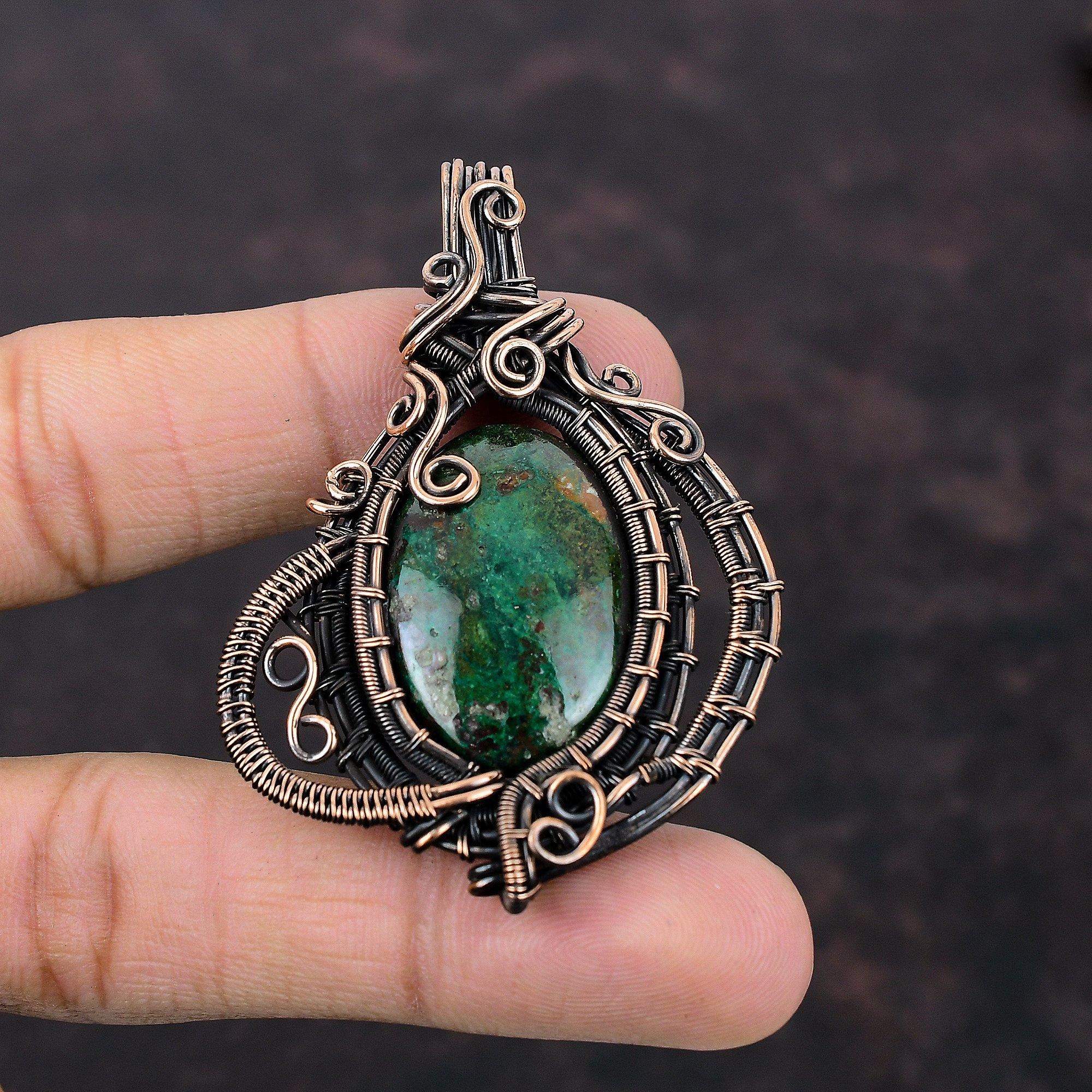 Pendentif Cuprite Chrysocolle Merveilleux Pendentif Pierre Précieuse Pendentif Enveloppé de Fil de Cuivre Pendentif Fait Main Bijou de Créateur en Cuivre Cadeau de Fiançailles