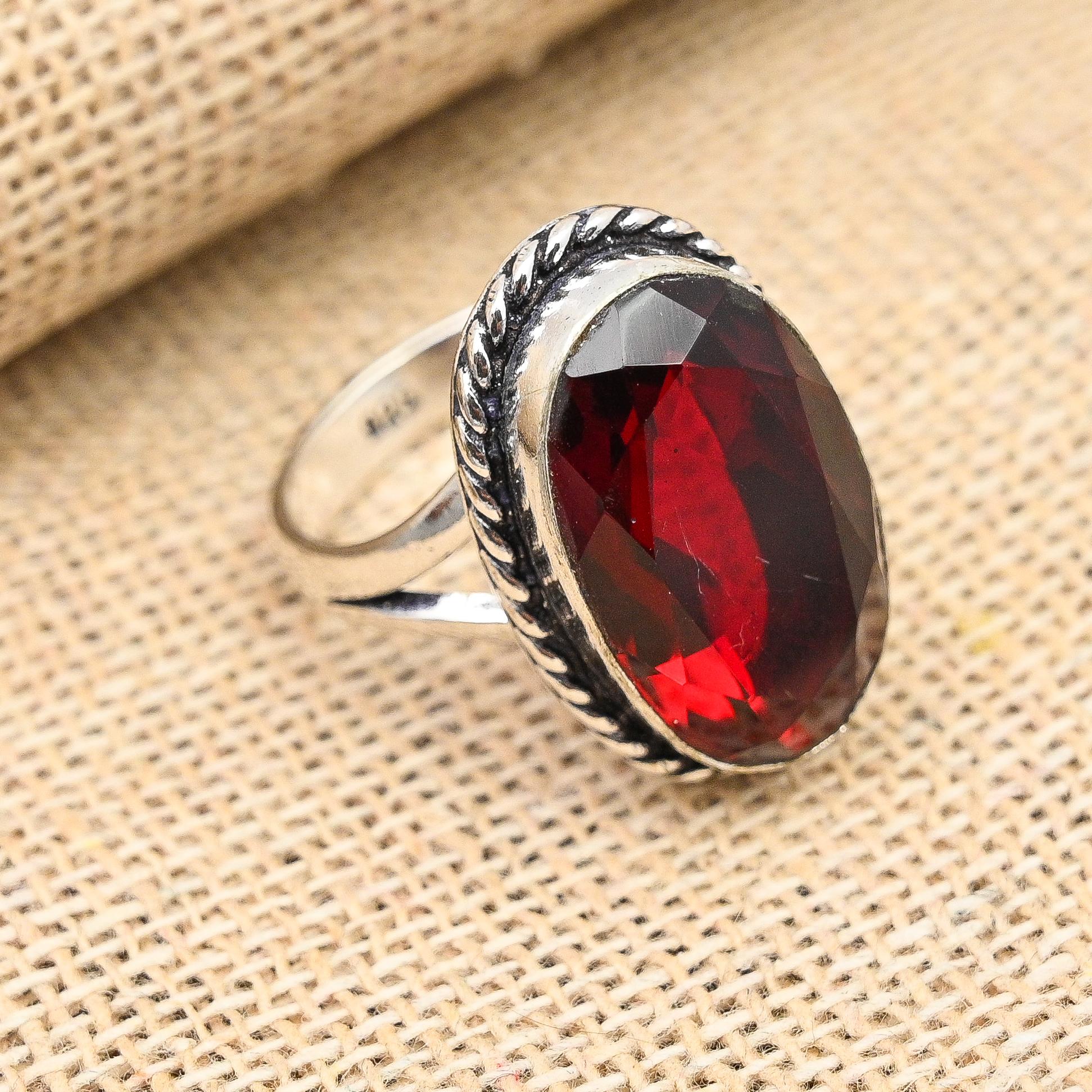 Lavish Red Garnet Gemstone Handmade 925 Sterling Silver Ring Jewelry