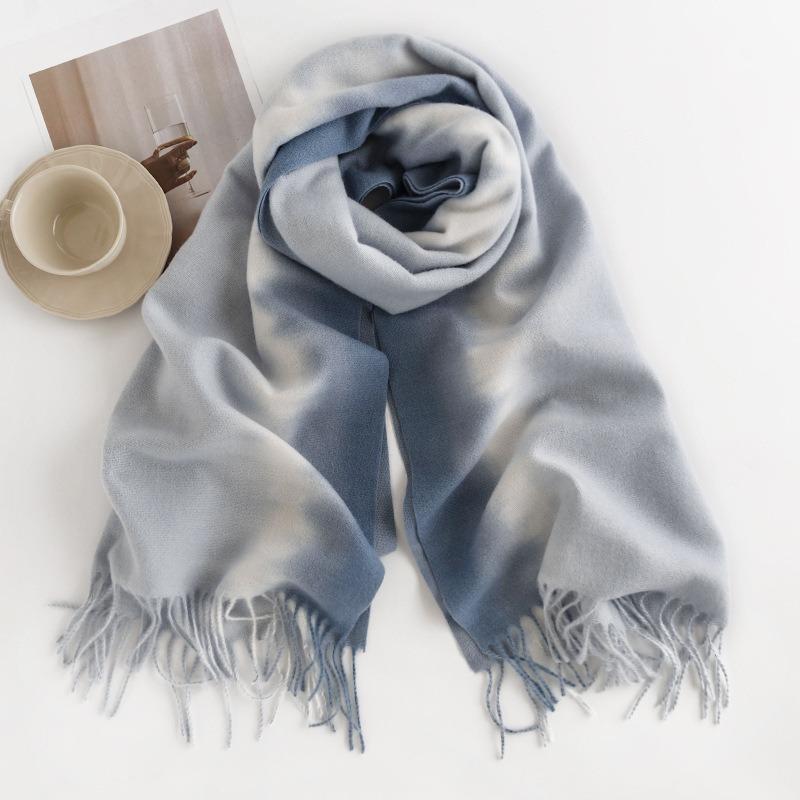 Elegant Gradient Scarf Giving Girls A Sense of Luxury Autumn and Winter Scarf Imitation Cashmere Warm Scarf