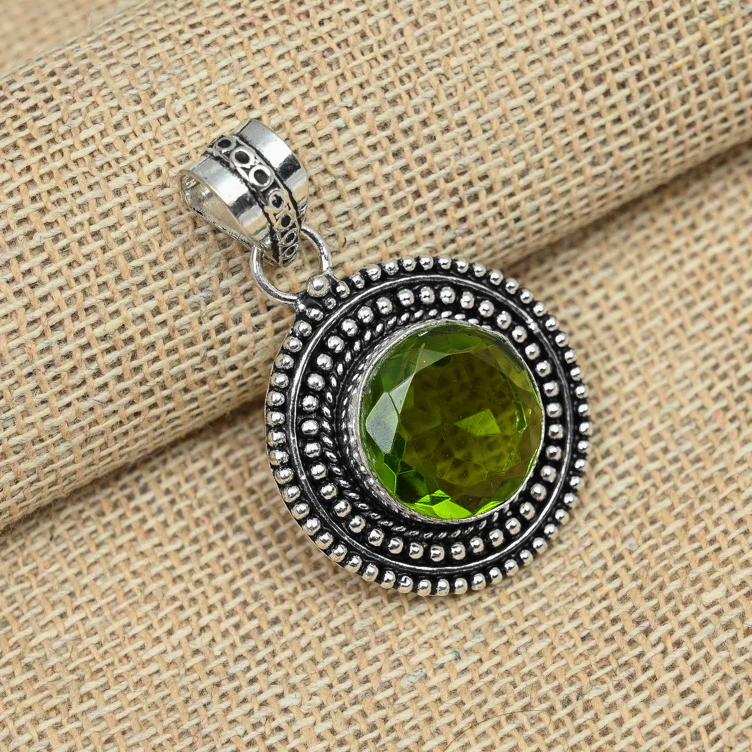 Peridot-Edelstein, 925er-Sterlingsilber, handgefertigter Damen-Designer-Anhänger-Schmuck