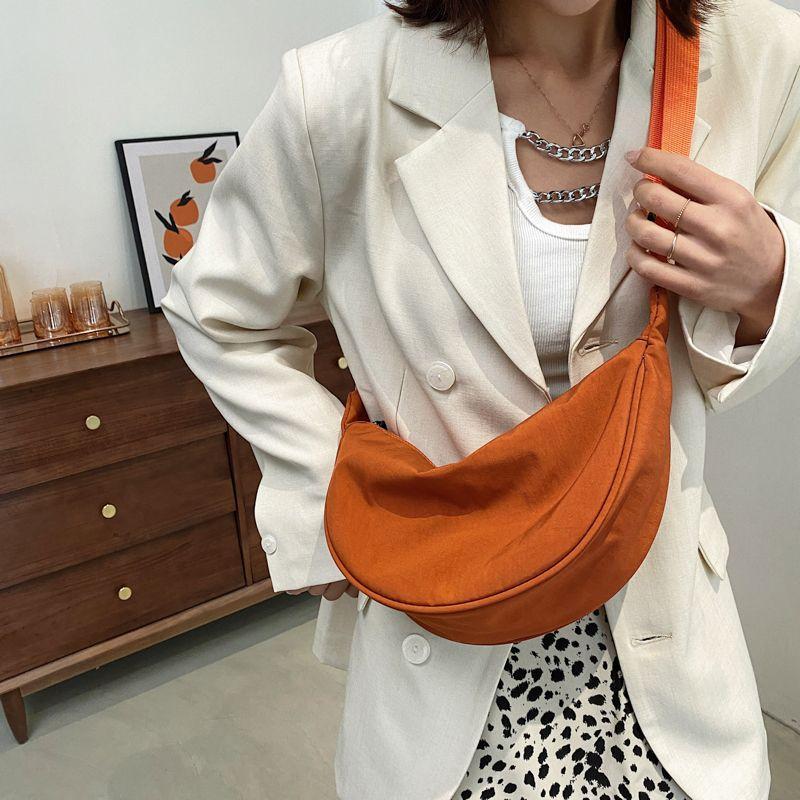 Uformell Nylon Hobo Crossbody-veske for Kvinner Designer Skuldervesker Stor Kapasitet Tote Dame Reise Shopper-veske Kvinnelige Lommebøker