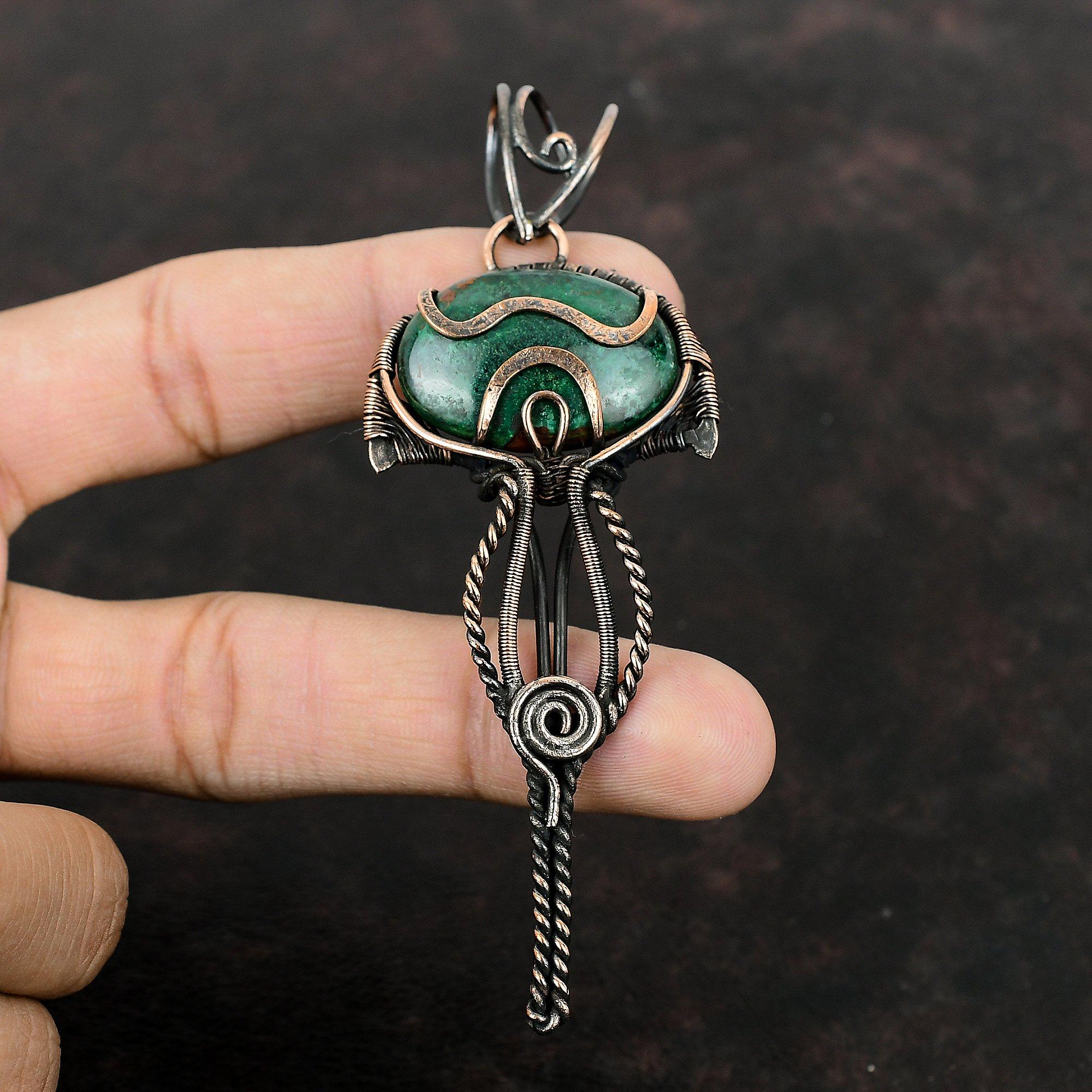 Pandantiv Cuprită Crisocolă Bijuterii Elegante Înfășurate în Sârmă de Cupru Pandantiv cu Piatră Prețioasă Înfășurat în Sârmă Bijuterii Handmade Pandantiv de Cupru Pentru Cadou