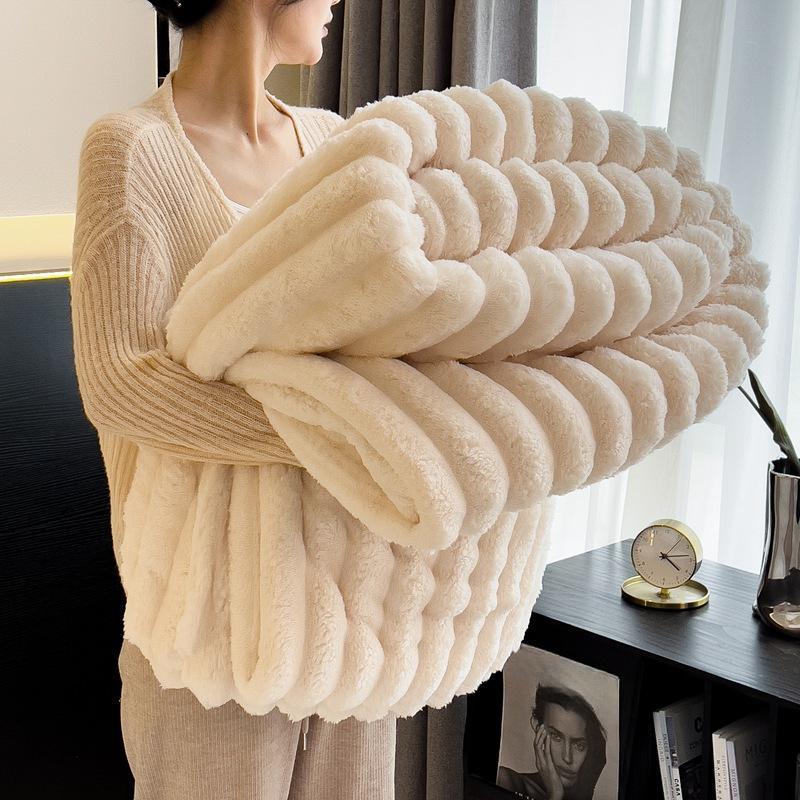 230*200CM Verdickte Kaninchenplüsch-Flaneldecke, Korallenvliesdecke, Büro-Milchvlies-Nickerchen-Decke