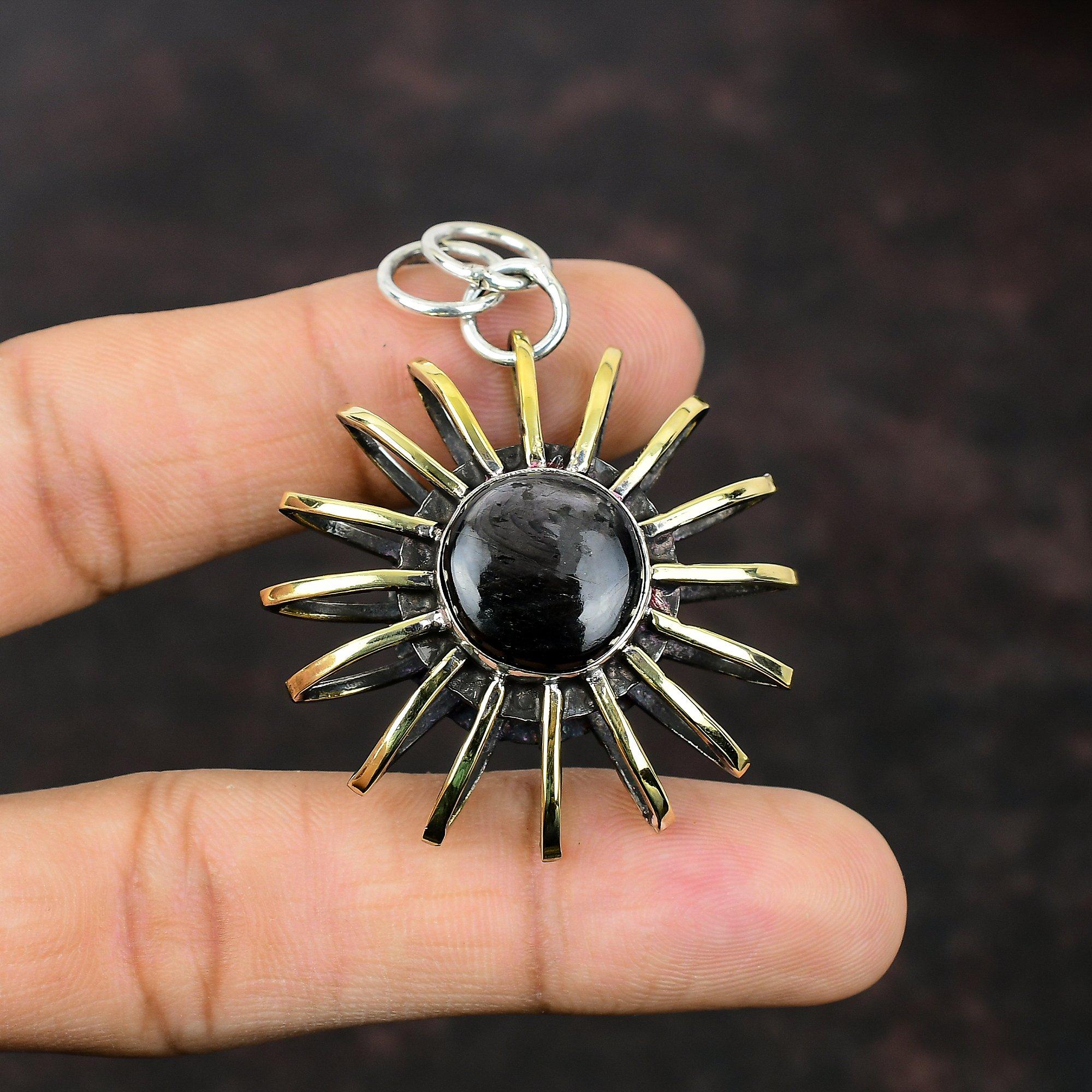 Hypersthene pandantiv cușcă bijuterii pandantiv din argint 925 bijuterii lucrate manual Pandantiv placat cu aur de 18k bijuterii delicate cu pietre prețioase cadou pentru femei