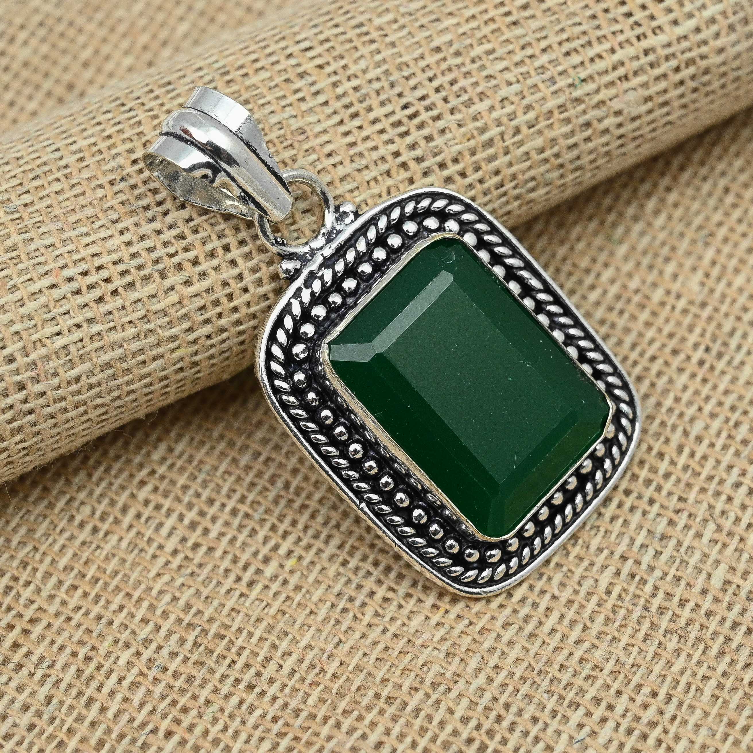 Grüner Onyx-Edelstein, 925er-Sterlingsilber, handgefertigter Schmuck, Jahrestagsgeschenk-Anhänger