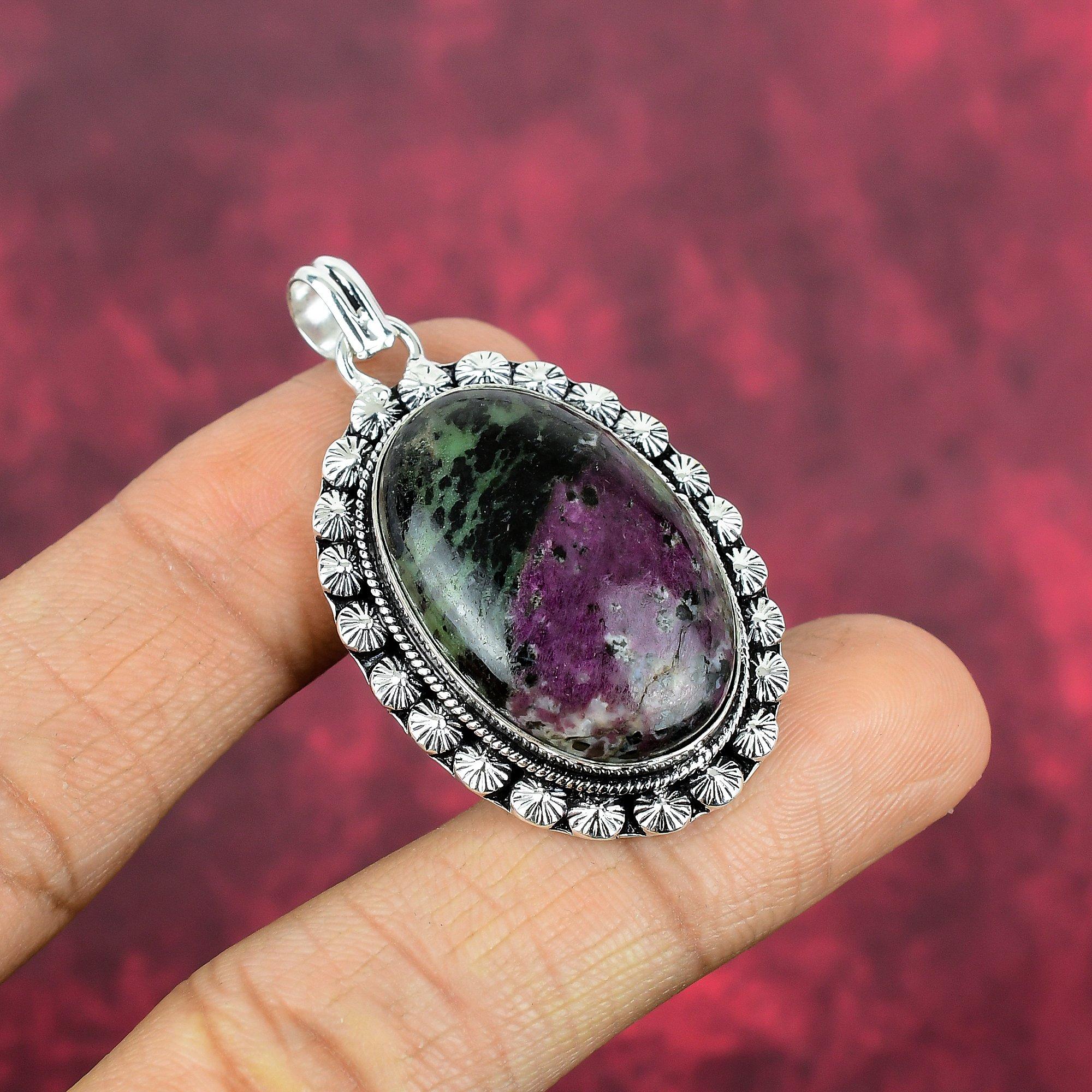 Drahokam Ruby Zoisit Ručně vyráběné šperky, Šperky z ryzího stříbra 925, Exkluzivní design Přívěsek Drahokamové šperky pro sestru