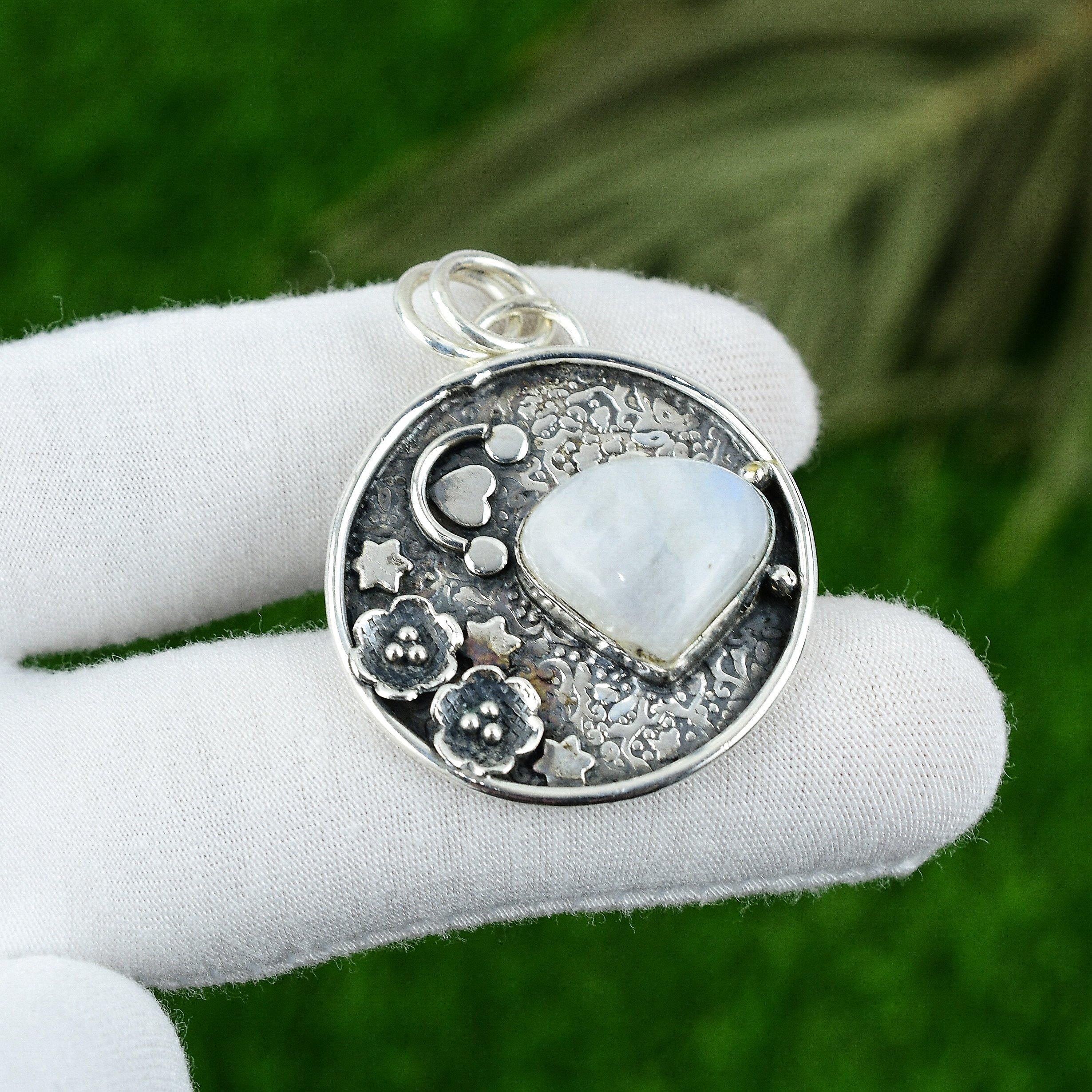 Natural Rainbow Moonstone Gemstone Jewelry 925 Sterling Silver Pendant For Women