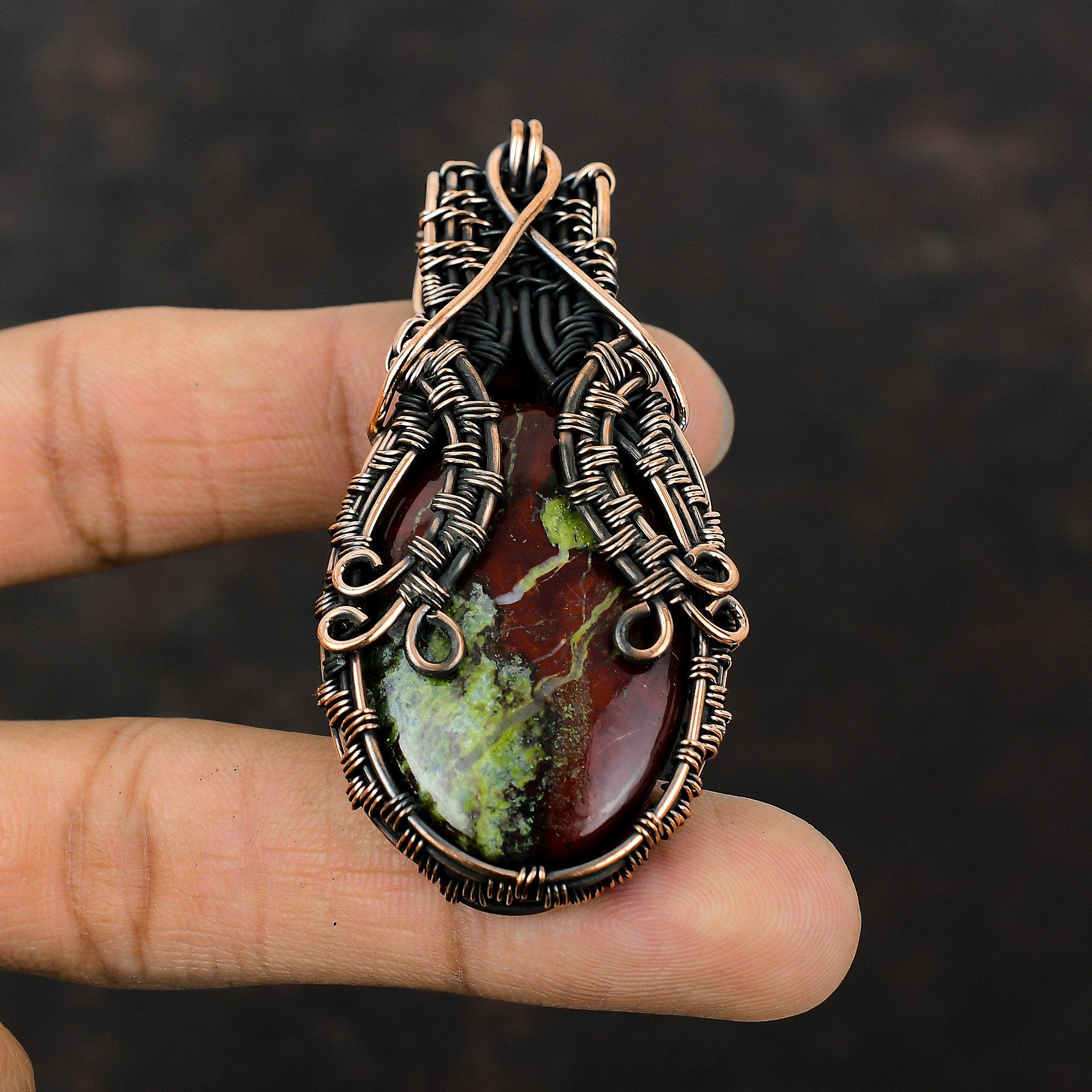 Pendentif Pierre de Sang de Dragon Pendentif Enveloppé de Fil de Cuivre Pendentif Pierre Précieuse Fait Main Bijoux en Cuivre Pendentif Pierre de Naissance Cadeau Pour Elle Bijoux en Fil