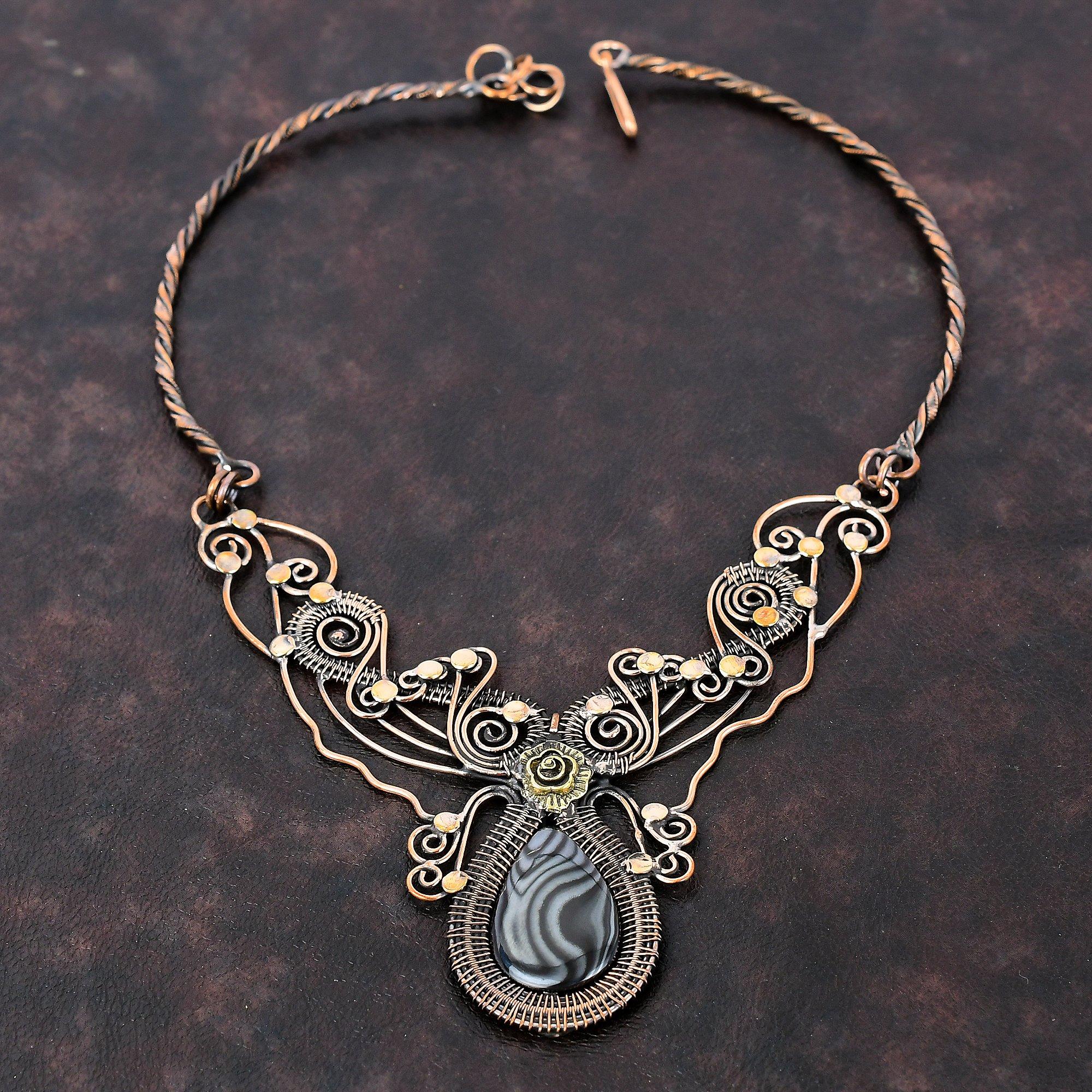 Collier Psilomélane Collier Enveloppé de Fil de Cuivre Collier Fait Main Collier Ajustable Cadeau Pour Elle Collier de Pierre Précieuse Bijoux en Cuivre Délicats