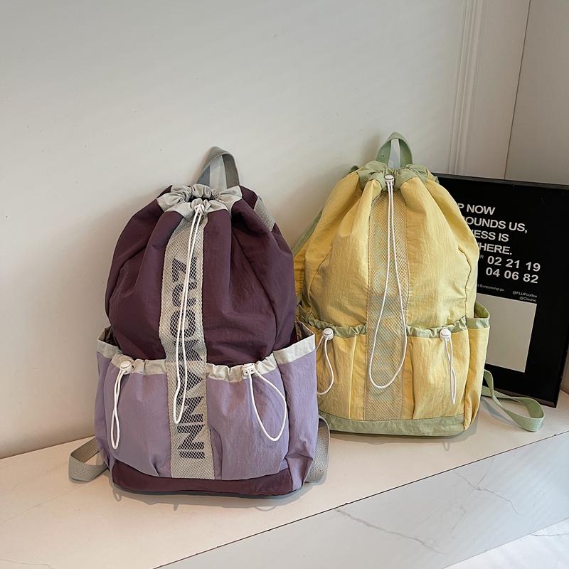 Versatile Drawstring Backpack - Lightweight Sports Bag for Tennis & Badminton Rackets, Perfect Gym & Travel Pack