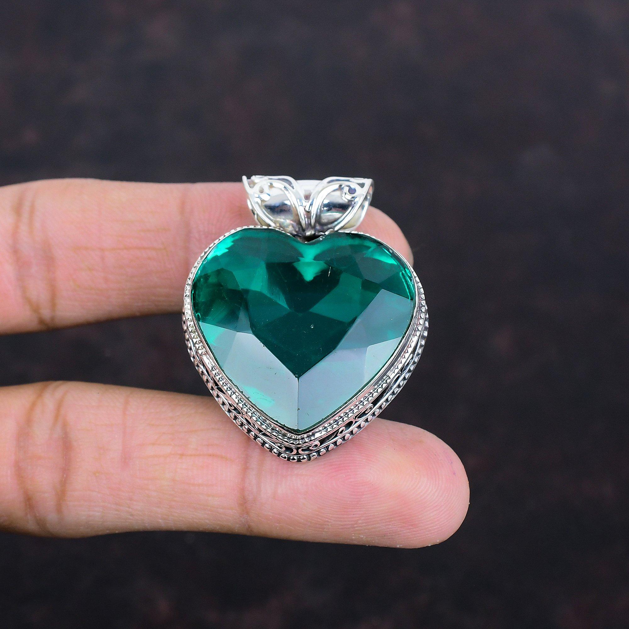 Faceted chrome diopside pendant 925 sterling silver pendant handmade vintage pendant elegant jewelry natural gemstone pendant gifts for mom