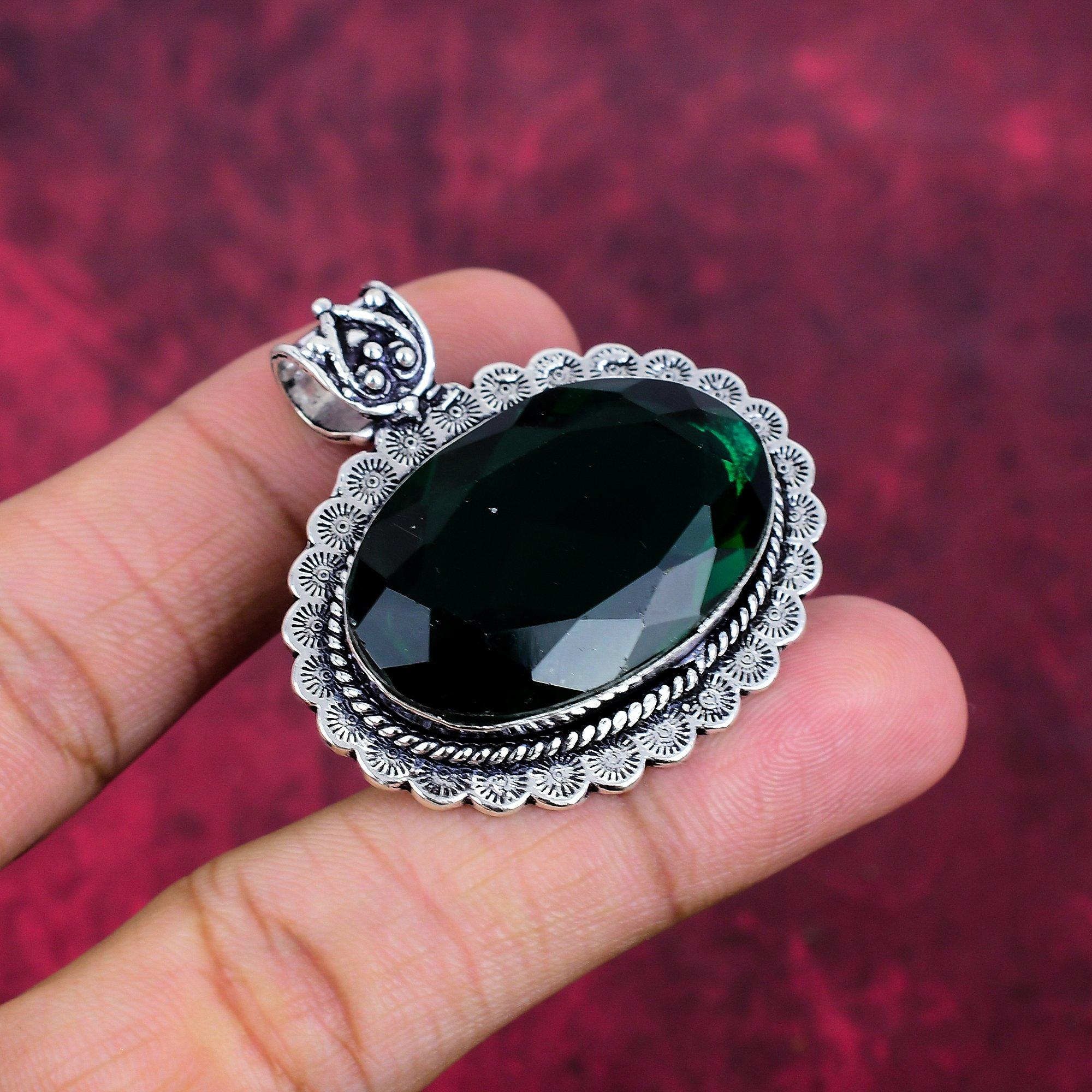 Chrome Diopside Handmade Gemstone Pendant, 925 Solid Sterling Silver Pendant, Unique Design Jewelry Pendant