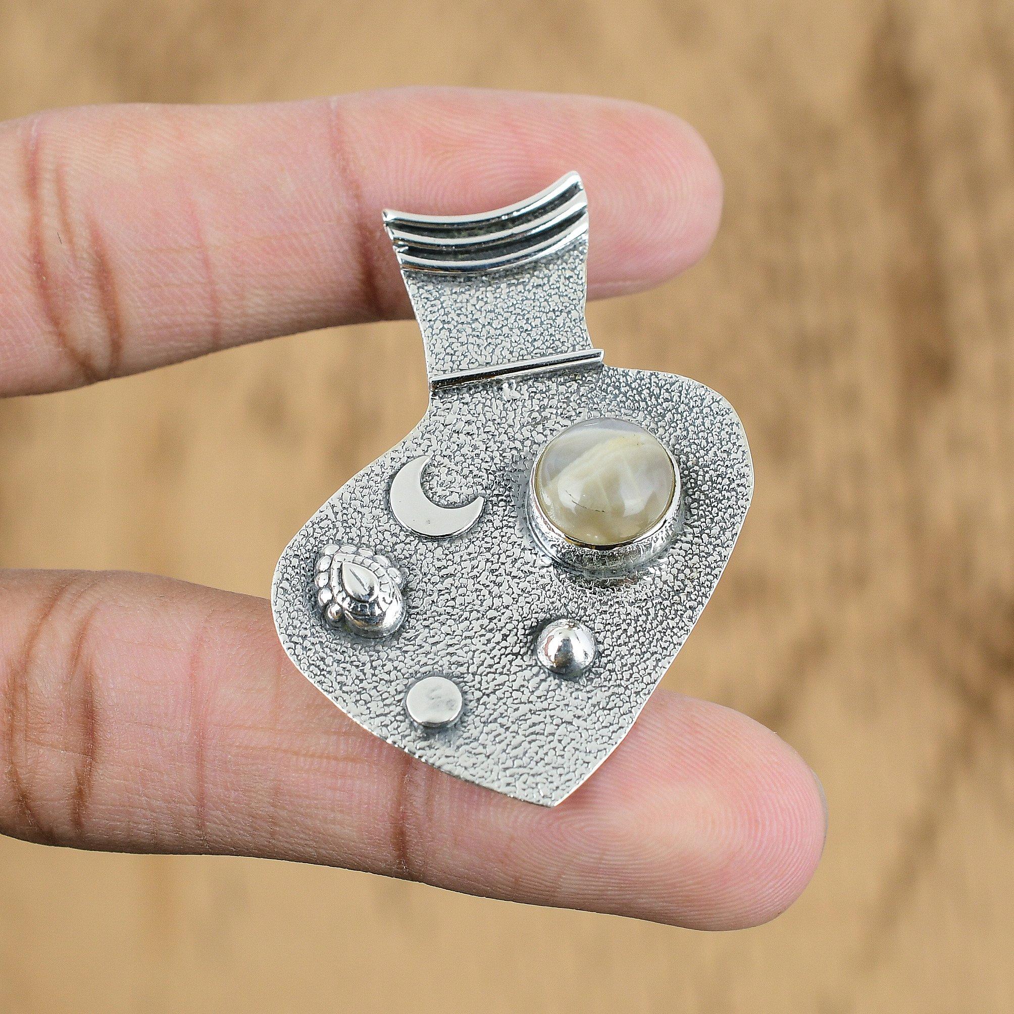 June Birth Moonstone Gemstone 925 Sterling Silver Boho Daughter Pendant Jewelry