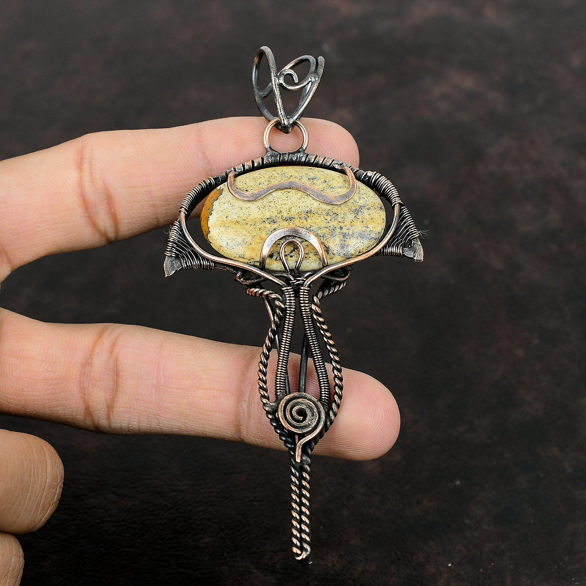 Pandantiv cu jasp înfășurat din sârmă de cupru, pandantiv cu piatră prețioasă autentică, bijuterii din sârmă de cupru, pandantiv nou-nouț, bijuterii lucrate manual pentru cadou