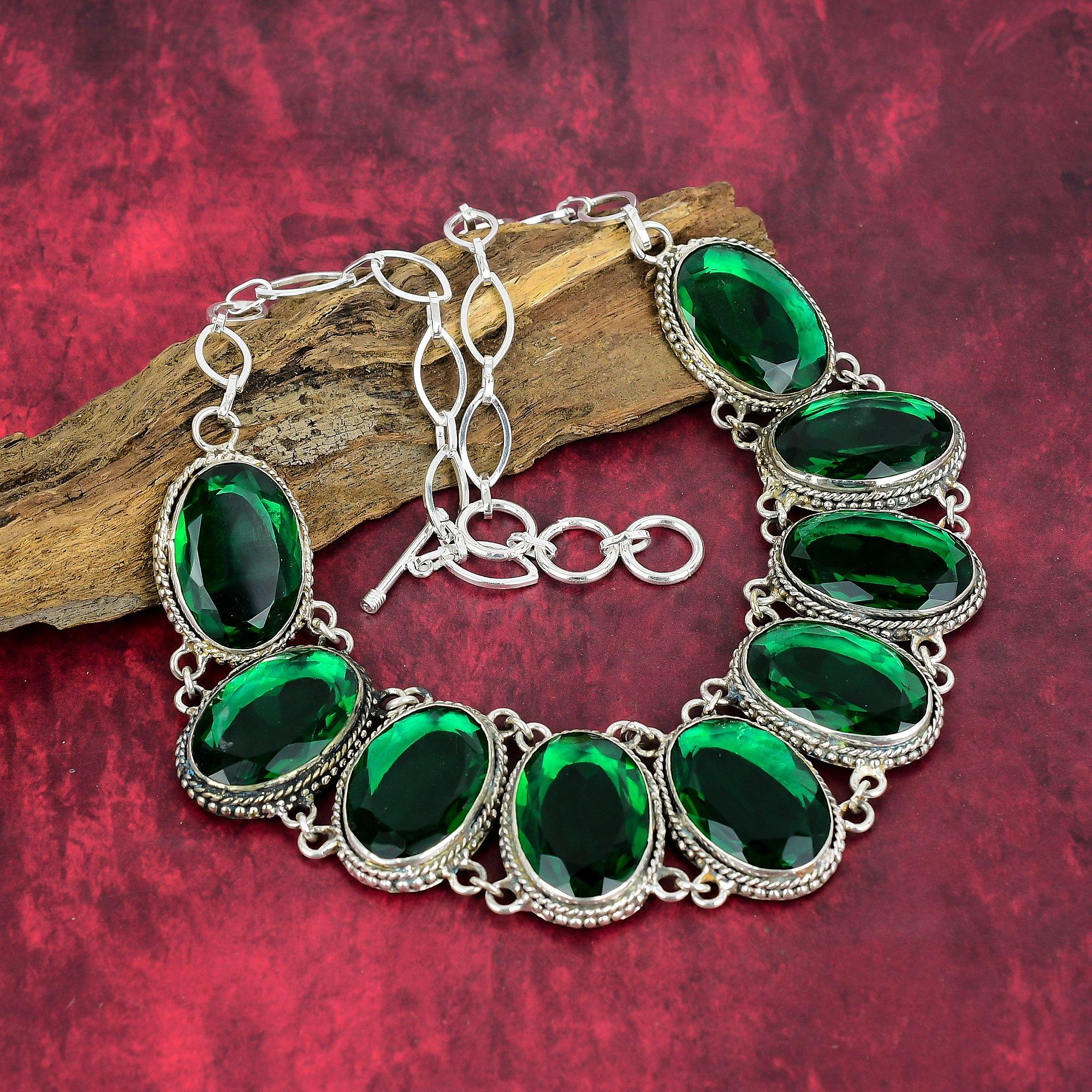 Naszyjnik z kamieni szlachetnych z diopsydu chromowego, naszyjnik ze srebra próby 925 o unikatowym wzornictwie