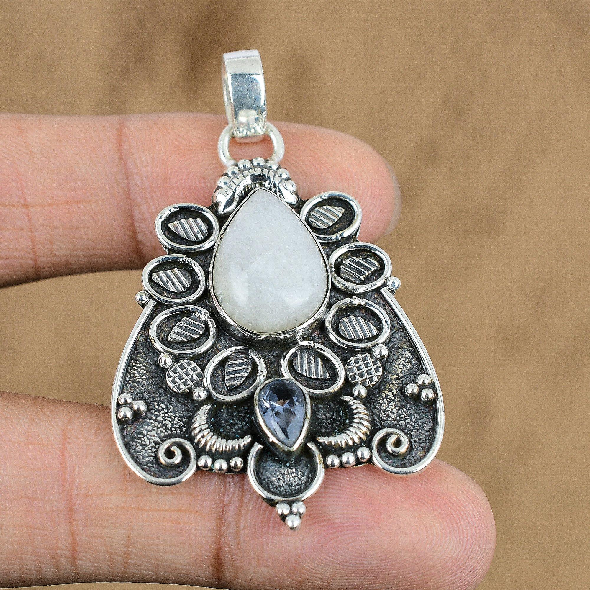 Gift For Women Pendant 925 Sterling Silver Natural Rainbow Moonstone Gemstone