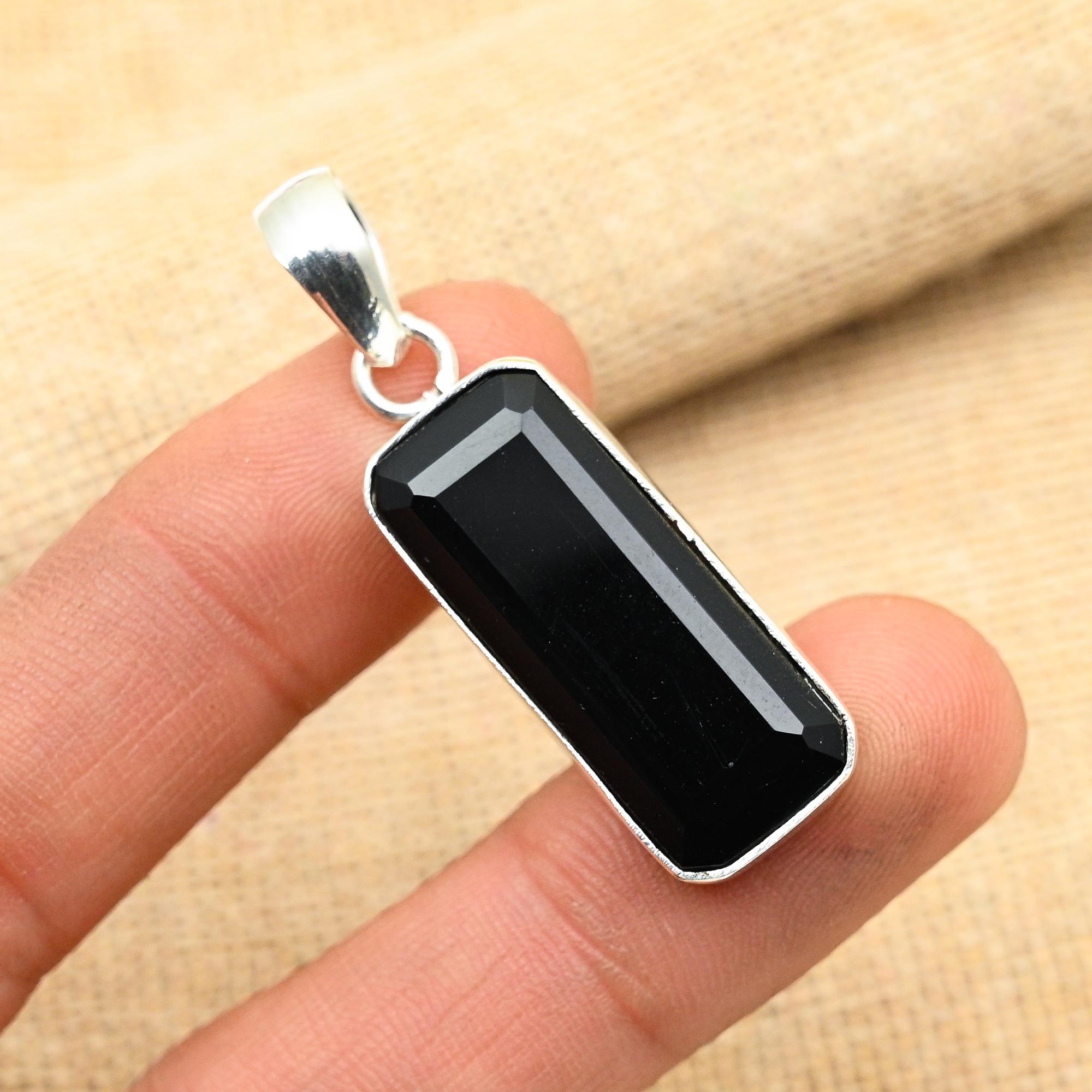Schwarzer Spinell Edelstein 925 Sterling Silber Schmuck Handgemacht Wunderschöner Anhänger für Frauen