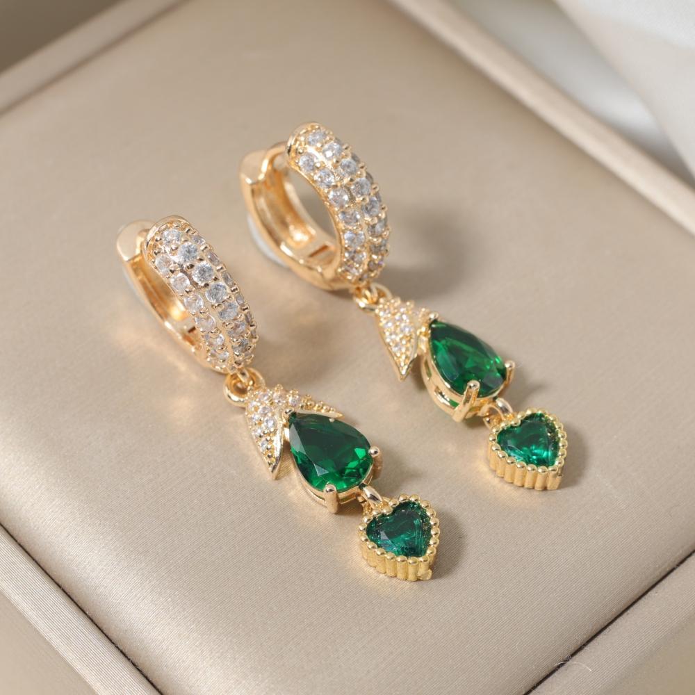 Fashion Green Heart Shape Dangle Earrings with Sparkling Zirconia Elegant Earring for Women Party Wedding Jewelry Gift