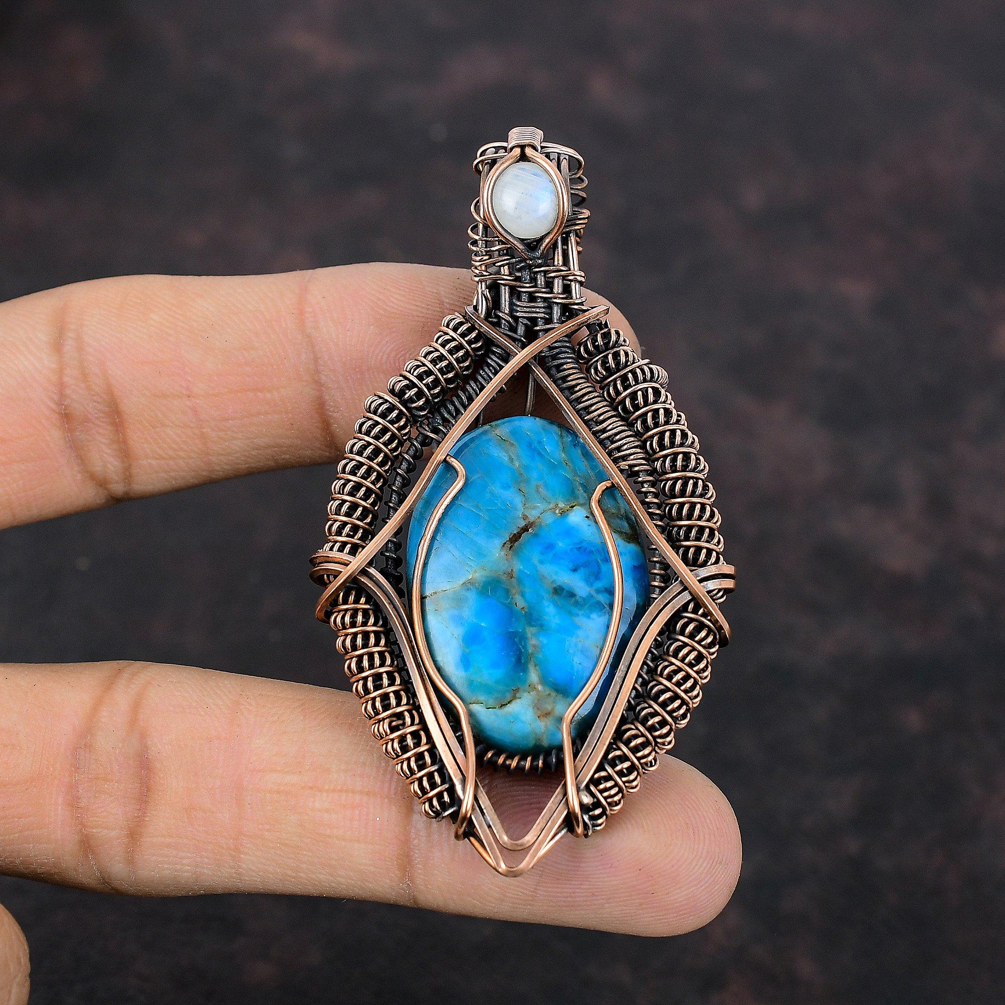 Neon Apatit Medál Rézhuzalba Tekert Ékszer Kézzel Készített Medál Rézhuzal Medál Holdkő Medál Finom Drágakő Ékszer Ajándék Neki