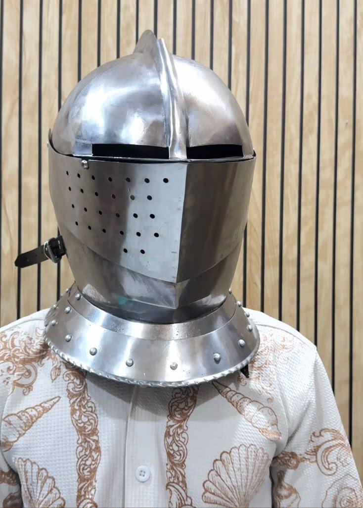 Middeleeuwse Gesloten Helm Strijdklare Ridder Pantserhelm 18 Gauge
