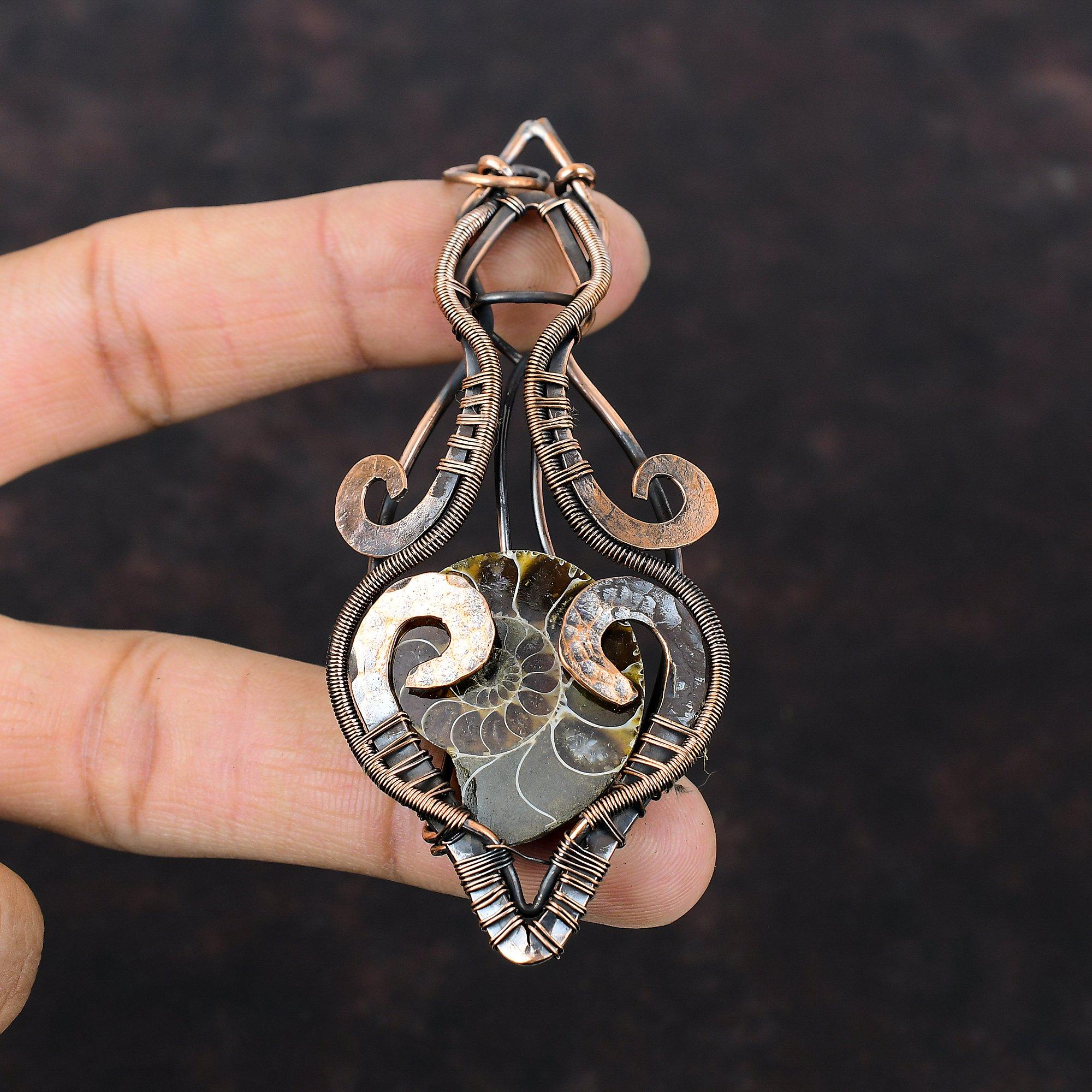 Ammonit Fossil anheng kobbertråd innpakket anheng edelstenssmykker Anstendig anheng kobbersmykker Håndlaget wire wrap anheng gave til ham