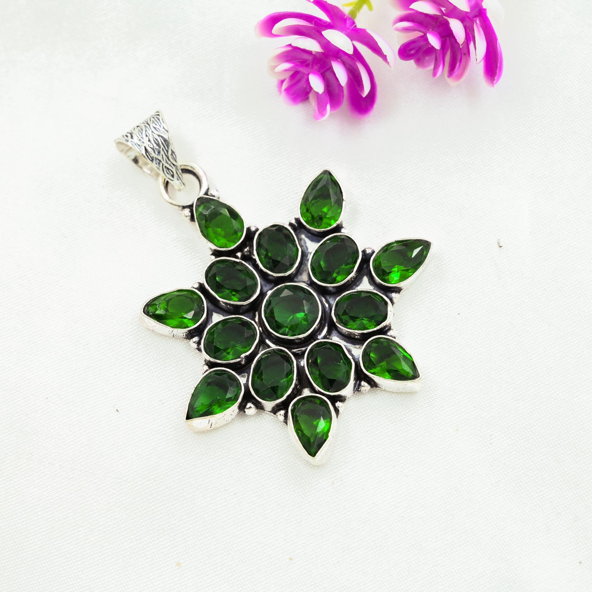 Chrome Diopside Handmade Gemstone Pendant, 925 Solid Sterling Silver Pendant, Unique Design Jewelry Pendant