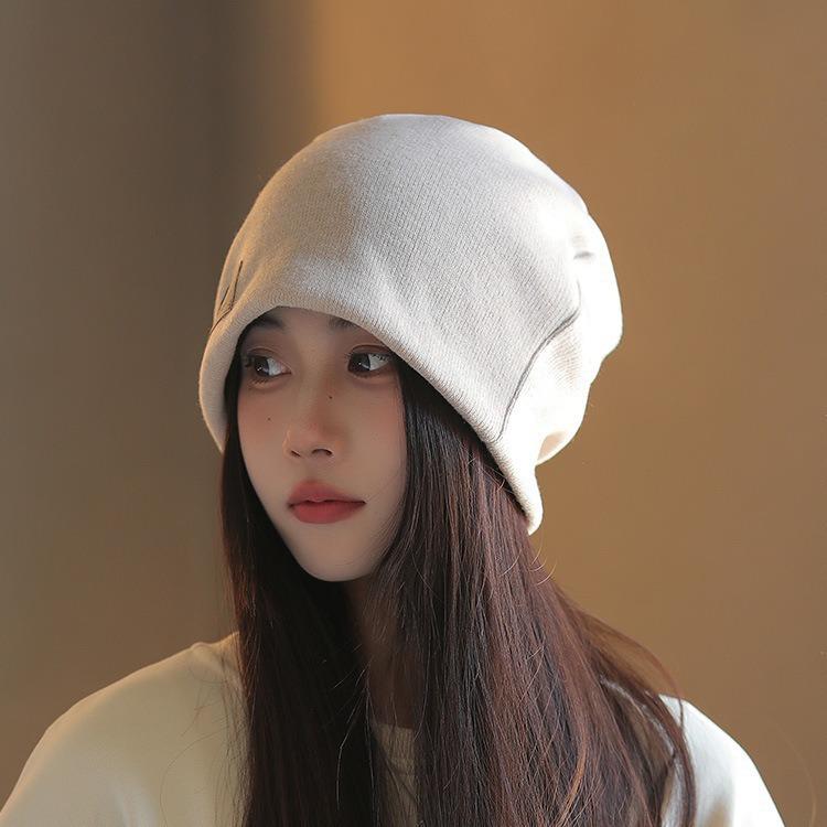 Pullover Caps, Women's Caps, Thermal Caps, Headscarves, Cold Caps, Knitted Caps, Pile Caps, Windproof Caps, Cold-proof Caps, Ear Protectors