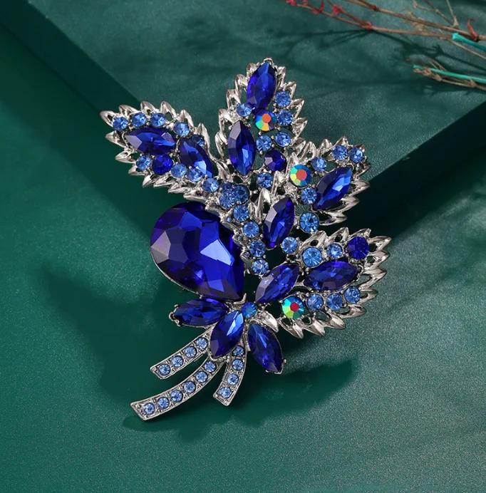 Woman's Vintage Rhinestone Crystal Flower Leaf Pendant Brooch Pin Jewelry Corsage Wedding Gift