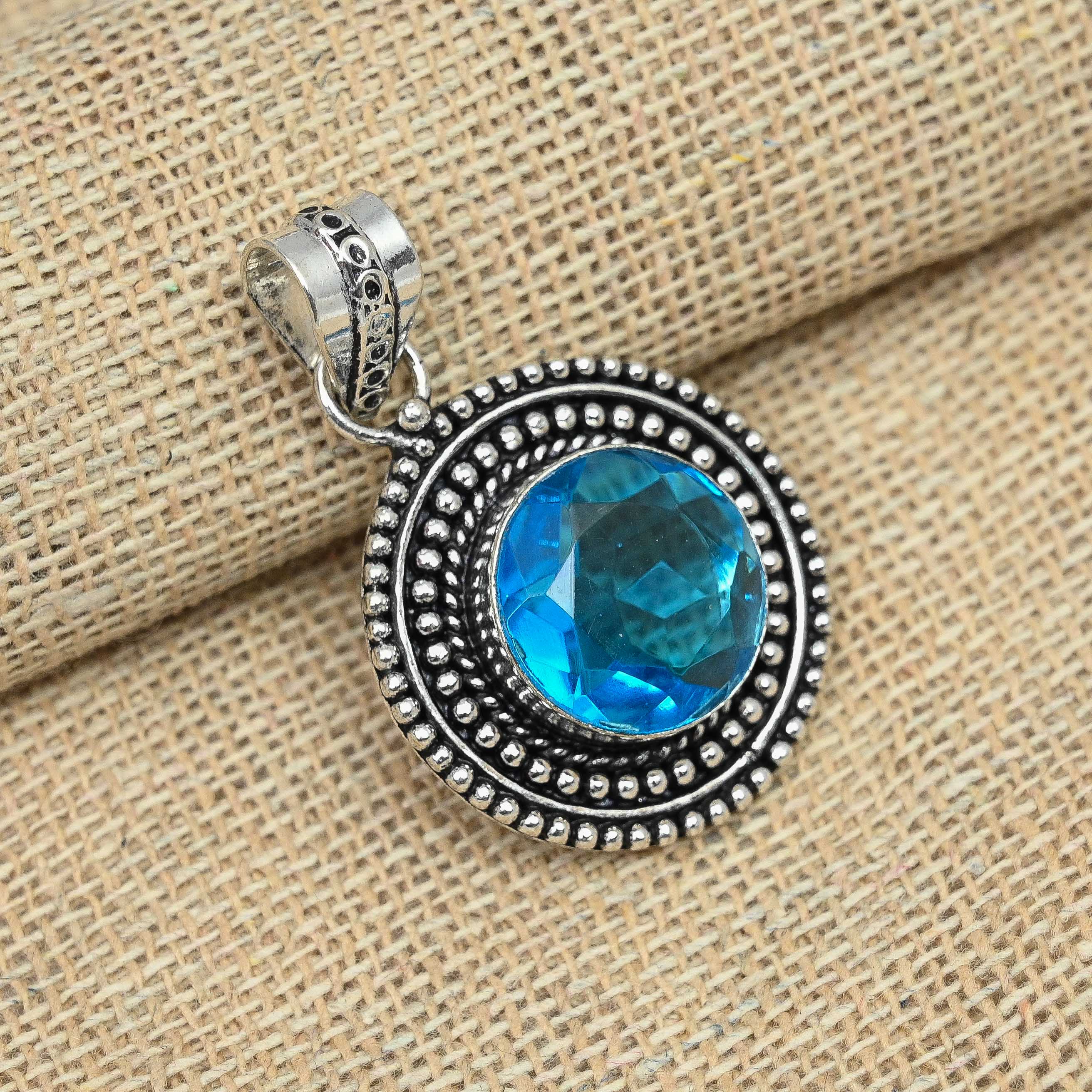 AAA+ Blue Topaz Gemstone 925 Sterling Silver Handmade Beauteous Pendant Jewelry