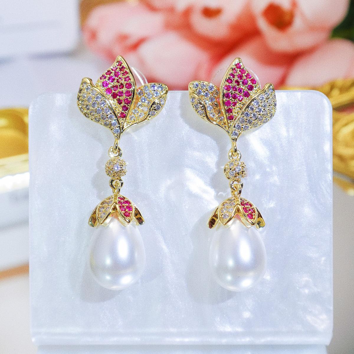 WWJ Retro Palace Style Folhas Artificial Pérola Pingente Brincos Mulheres Barroco Festa Temperamento All-Match Jóias