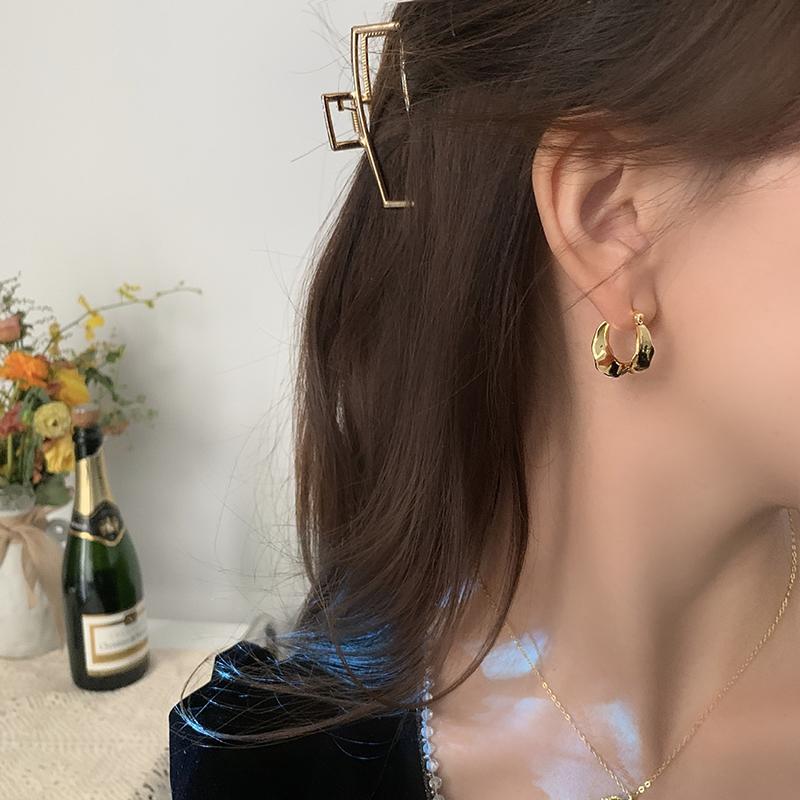 ANENJERY Geometric Hoop Earrings for Women Irregular Round Gold Earrings Party Jewelry Accessory