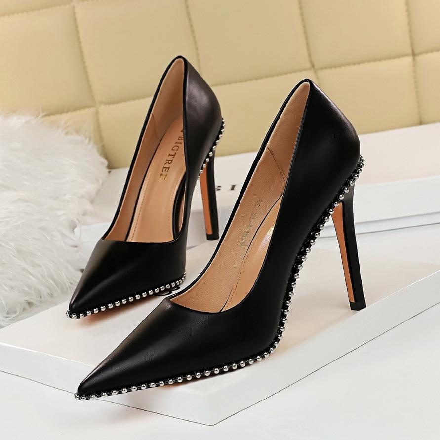 Bigtree Fashion Sexy Nightclub 7.5-10.5CM High Heels Fine Heel Shallow Mouth Pointed Rivet Single Shoes