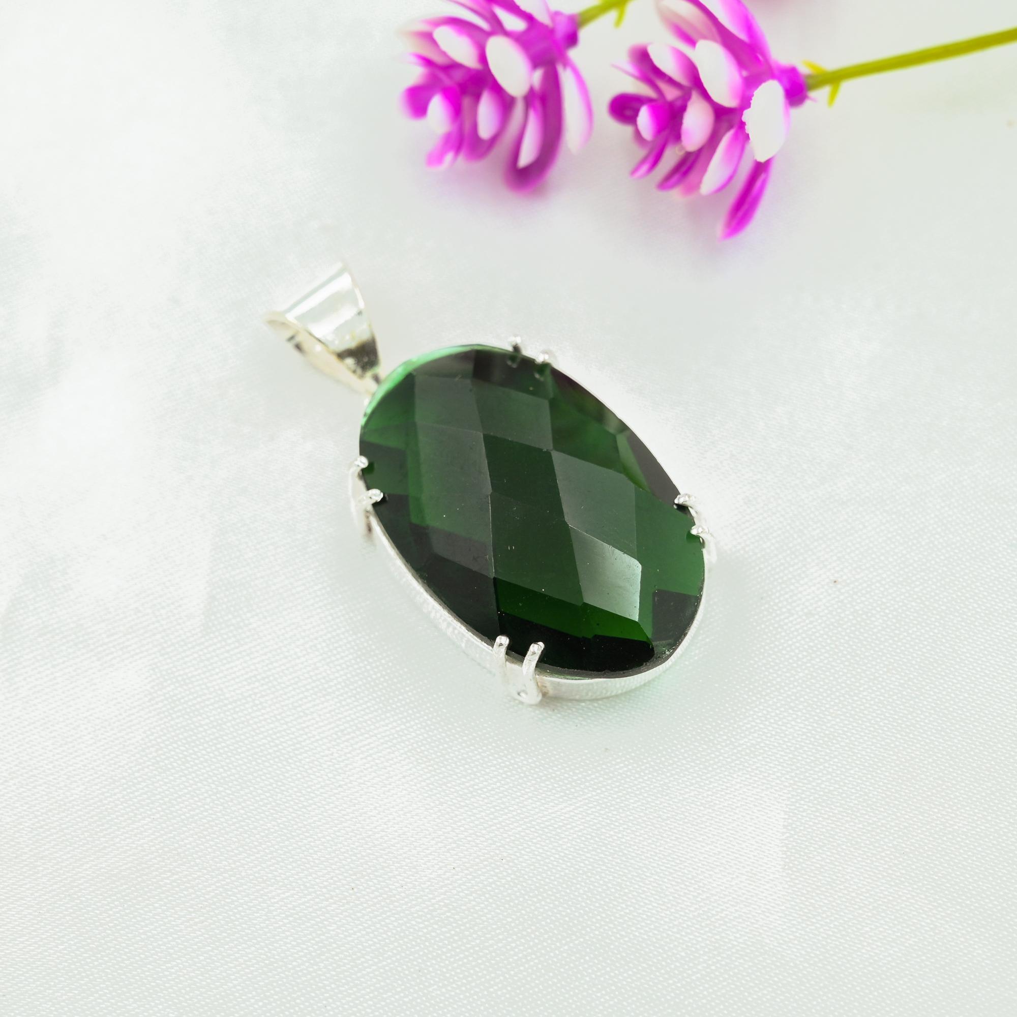 Chrome Diopside Handmade Gemstone Pendant, 925 Solid Sterling Silver Pendant, Unique Design Jewelry Pendant
