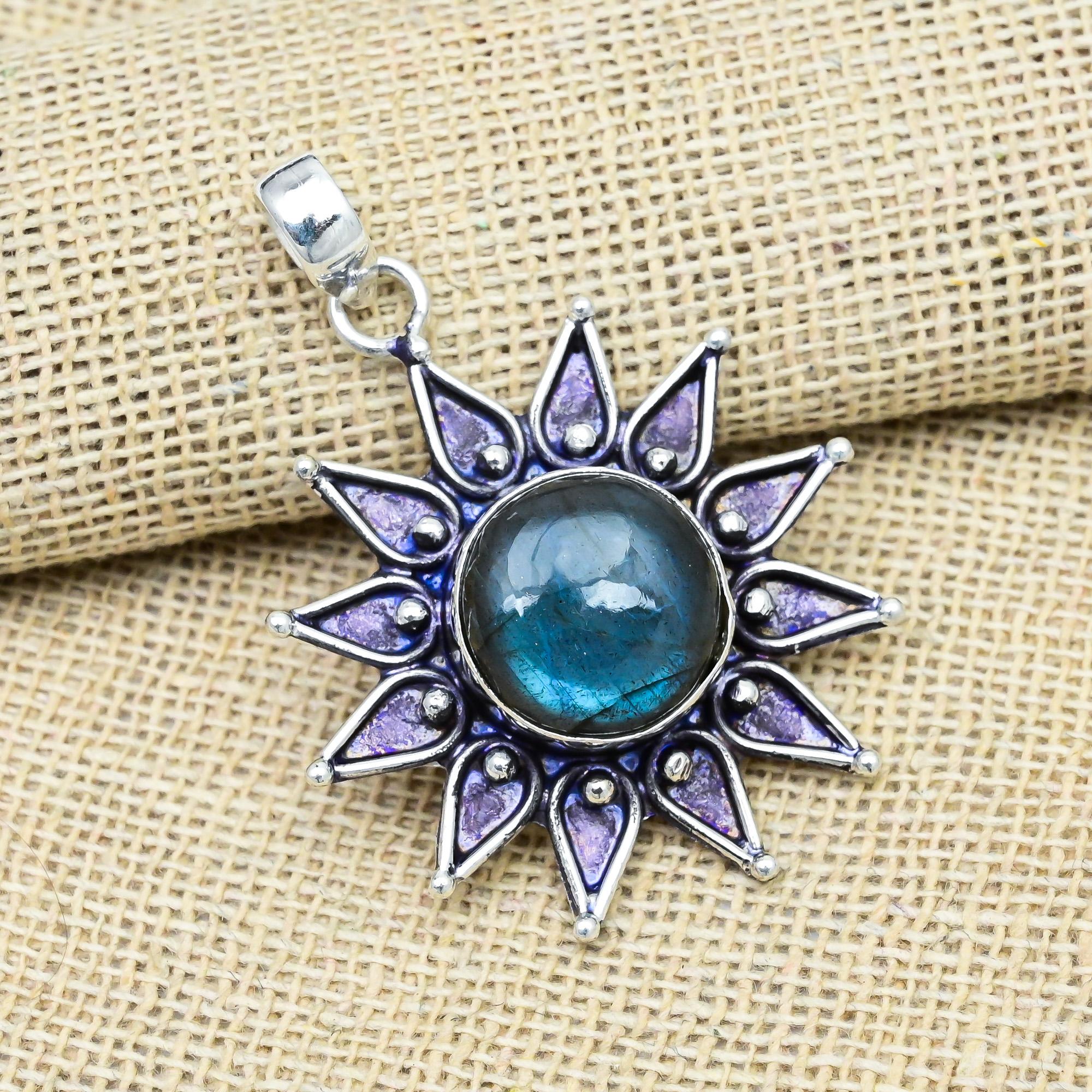 Labradorite Gemstone 925 Sterling Silver Jewelry Handmade Gorgeous Pendant For Mother Gift