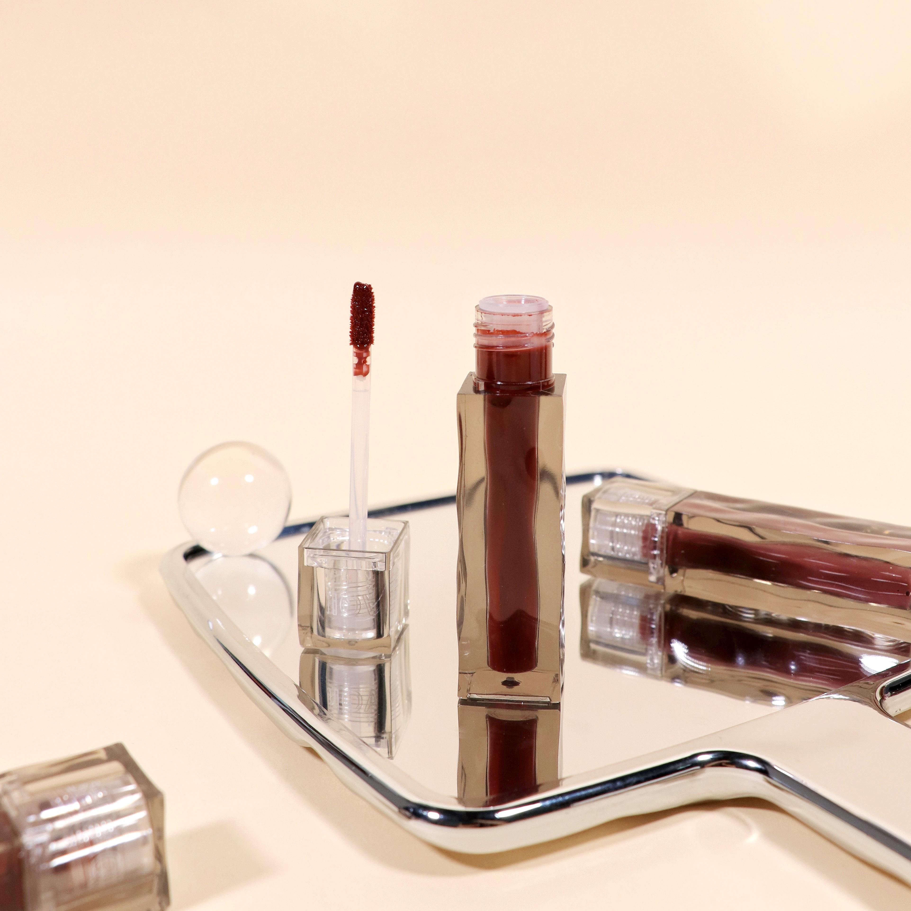 SHAQINUO Hydratační lesk na rty Black Tube 6 barev Mirror Moisturizing Lip Glaze