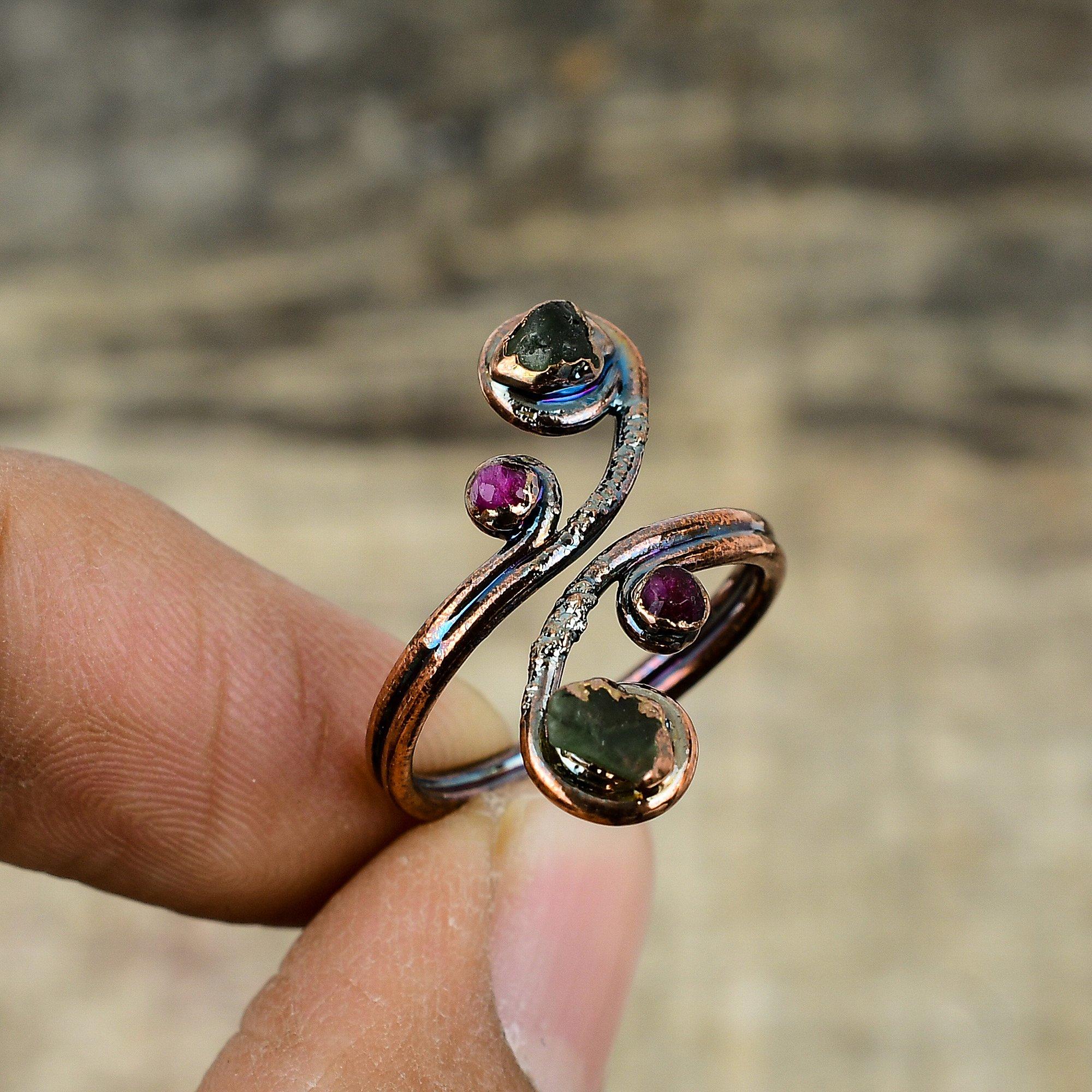 Anillo de Turmalina Multicolor en Bruto Anillo de Cobre Electroformado Anillo Ajustable Hecho a Mano Joyería de Cobre Anillo Para Mujer Joyería de Piedras Preciosas Electroformadas
