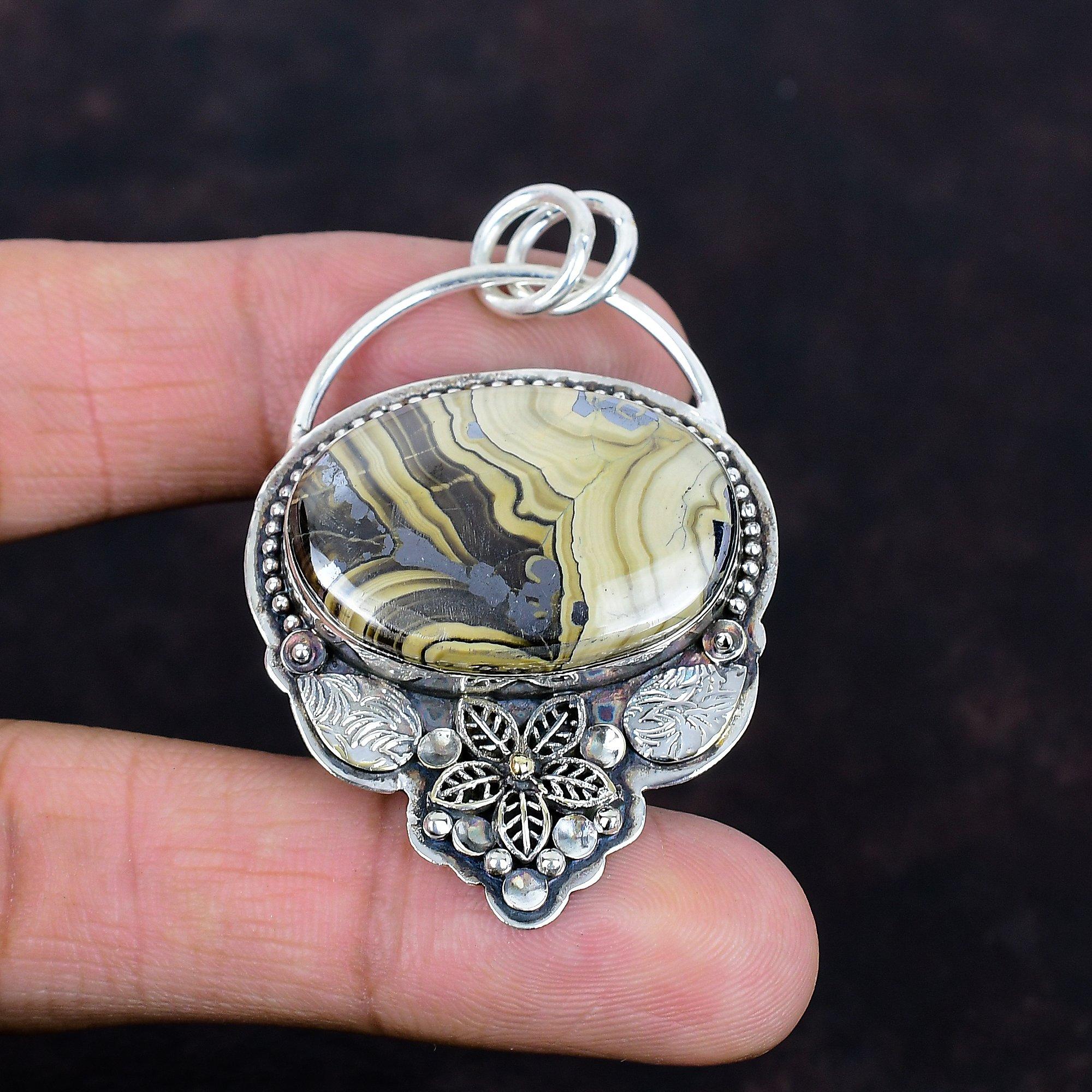 Pandantiv cu piatră prețioasă cu membrană de scoică, pandantiv floare, bijuterii lucrate manual, pandantiv din argint sterlin 925, pandantiv nou, cadouri pentru ea, bijuterii de designer