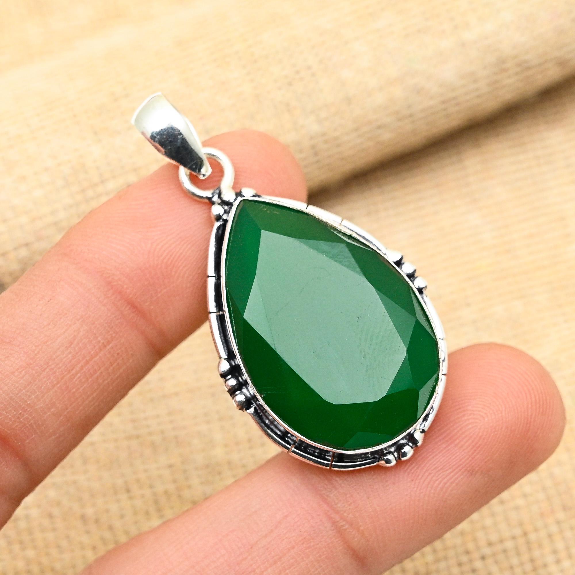 Green Onyx Gemstone 925 Sterling Silver Lovely Handmade Jewelry Pendant For Women