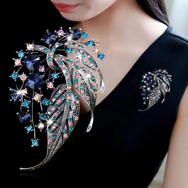 3 Styles Vintage Rainbow Hollow Out Leaves Brooches for Women Elegant Silver Color Plant Brooch Safety Pins
