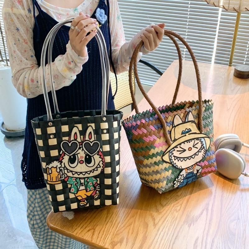 Popular Bubble Mart Cute Rabbit Female Handbag Handwoven Ladies Vegetable Basket Bag Commuter Cartoon Pure Handmade Rattan Braid Women's Shoulder Bags